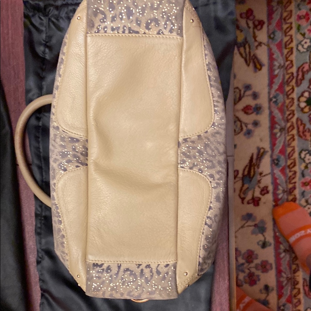 Bodhi Tan and Gold Women's Bag with dust bag - Picture 11 of 11